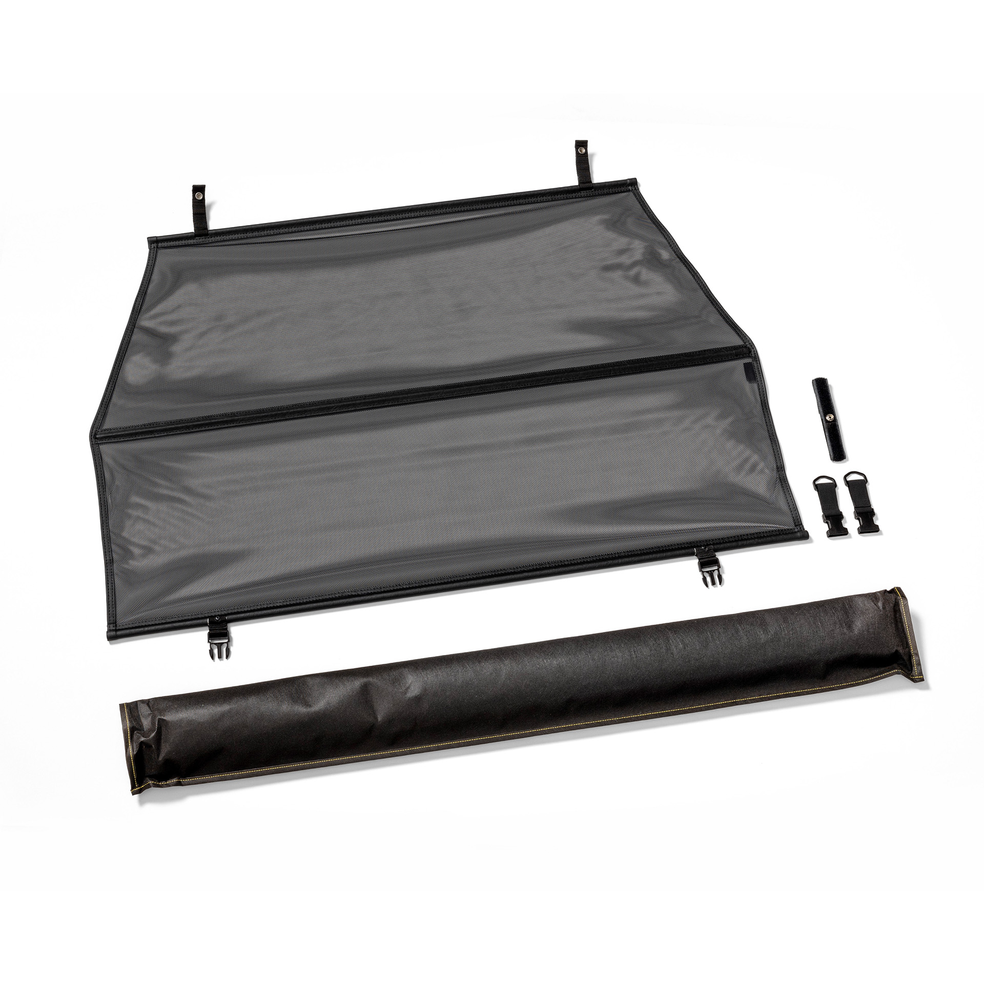 ein schwarzes Windschott in Größe M