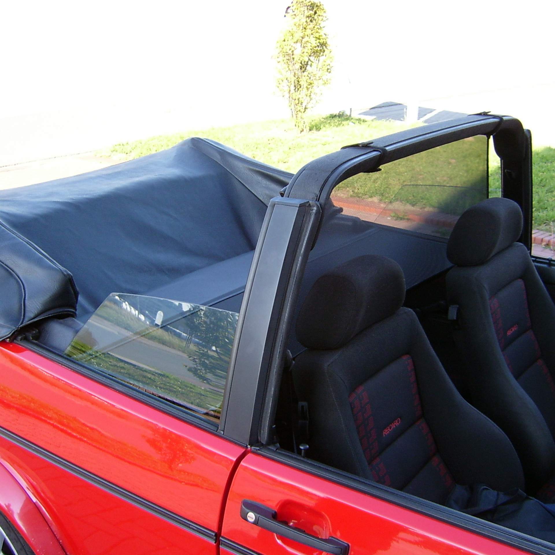 a vw golf 1 with a bodi xl wind deflector